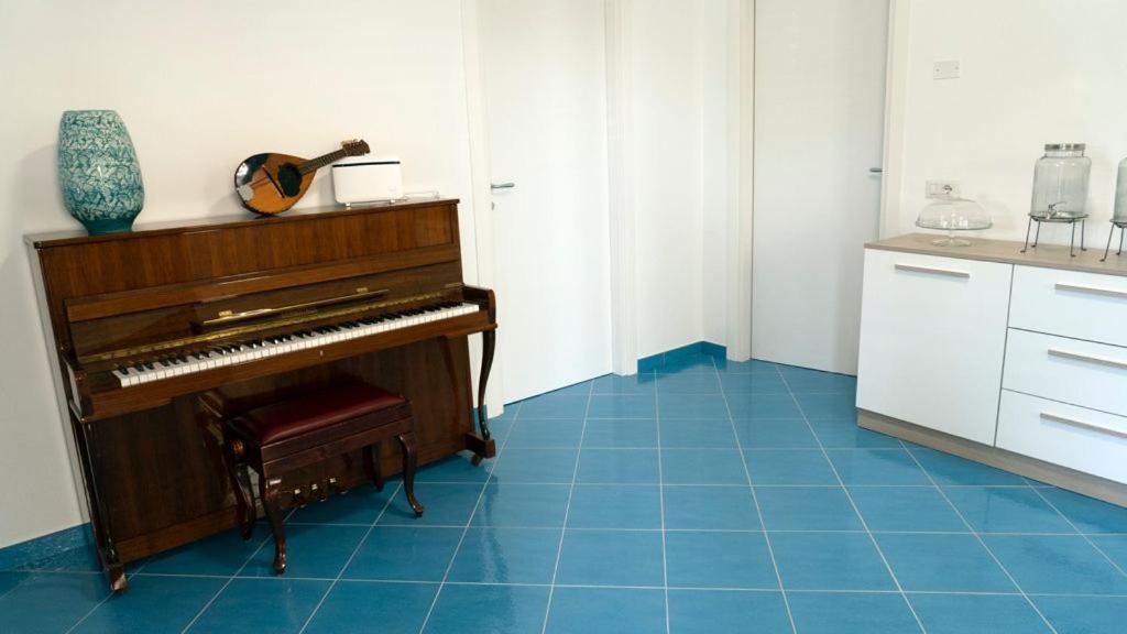 Music House Palinuro Bed & Breakfast Bagian luar foto