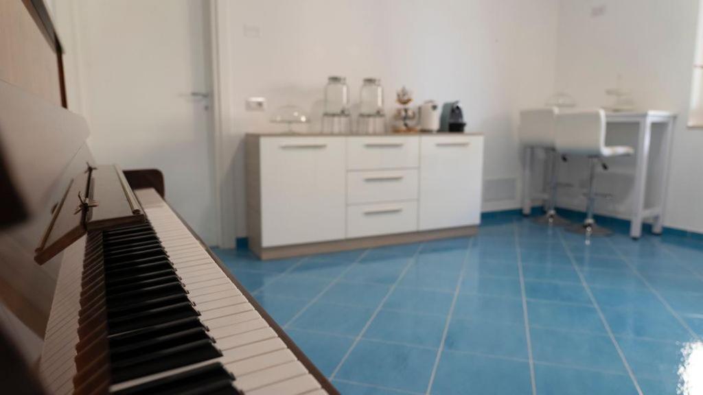 Music House Palinuro Bed & Breakfast Bagian luar foto